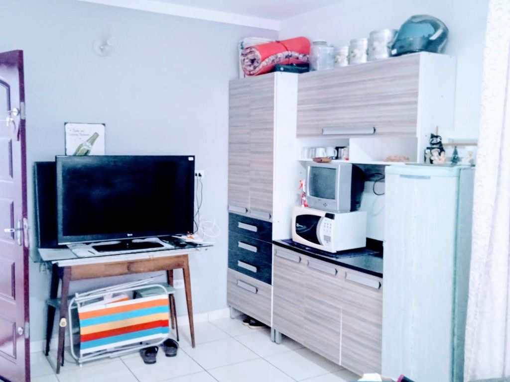 Kitnet em Praia Grande, no bairro Guilhermina