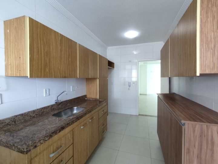 Apartamento em Praia Grande, no bairro Guilhermina