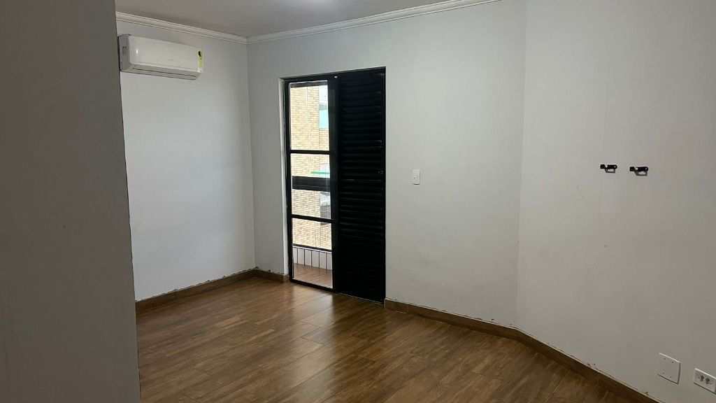 Apartamento em Praia Grande, no bairro Mirim