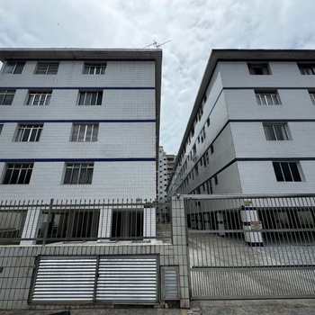 Apartamento em Praia Grande, bairro Canto do Forte