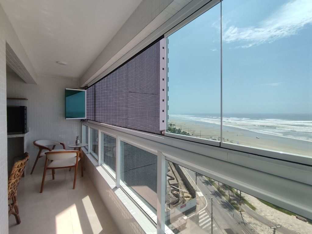 Apartamento em Praia Grande, no bairro Maracanã