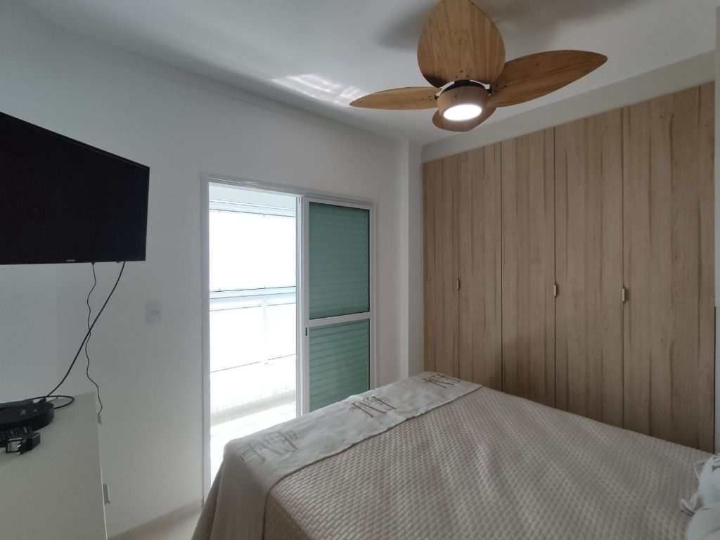 Apartamento em Praia Grande, no bairro Maracanã