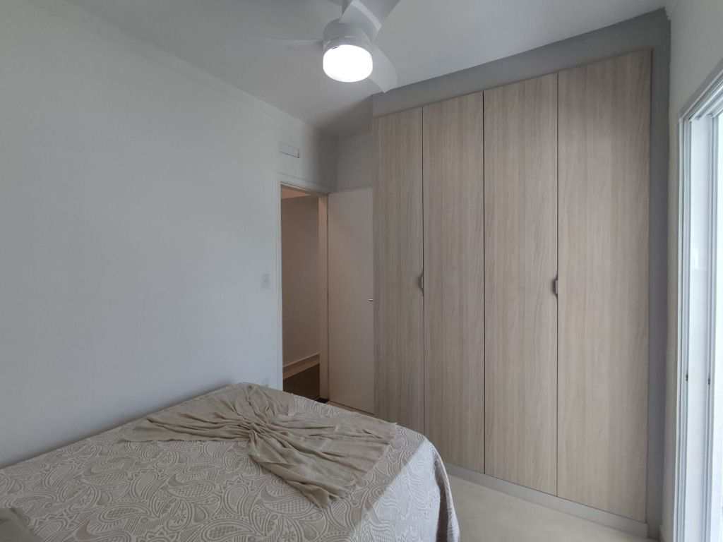 Apartamento em Praia Grande, no bairro Maracanã