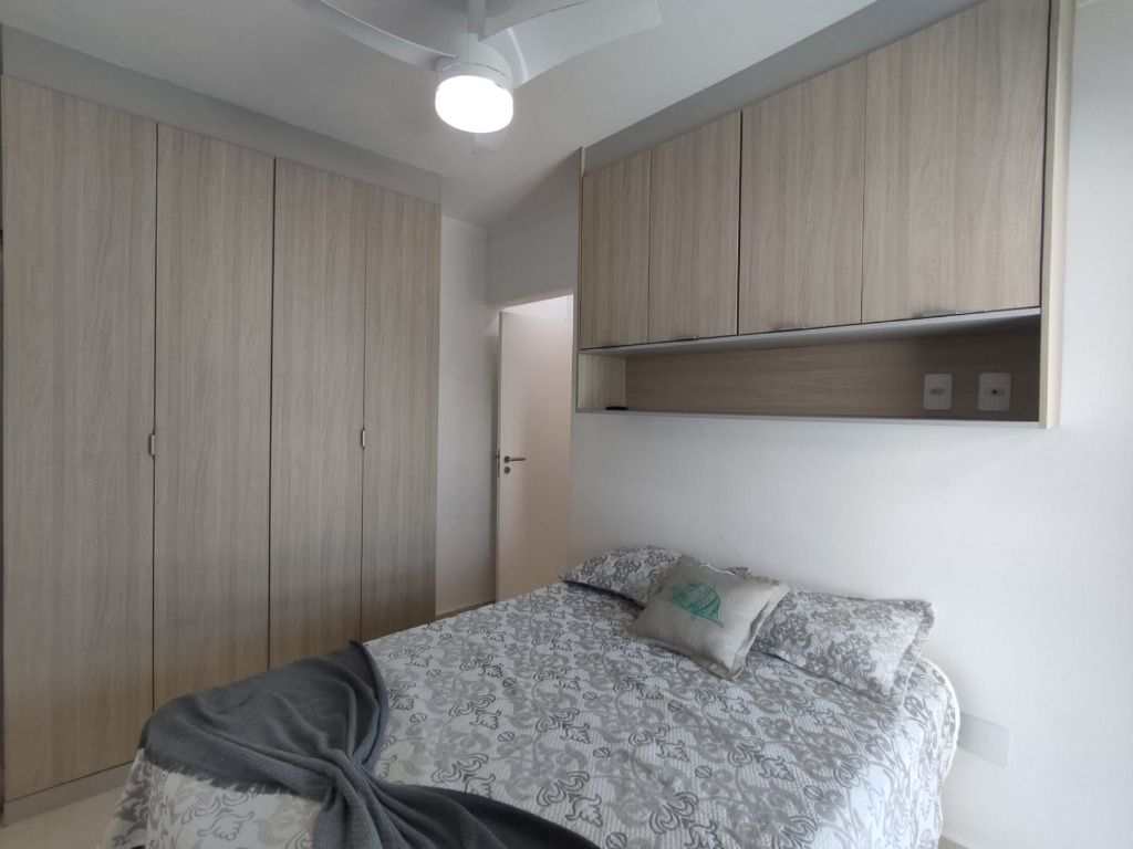 Apartamento em Praia Grande, no bairro Maracanã