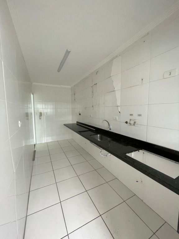 Apartamento em Praia Grande, no bairro Canto do Forte