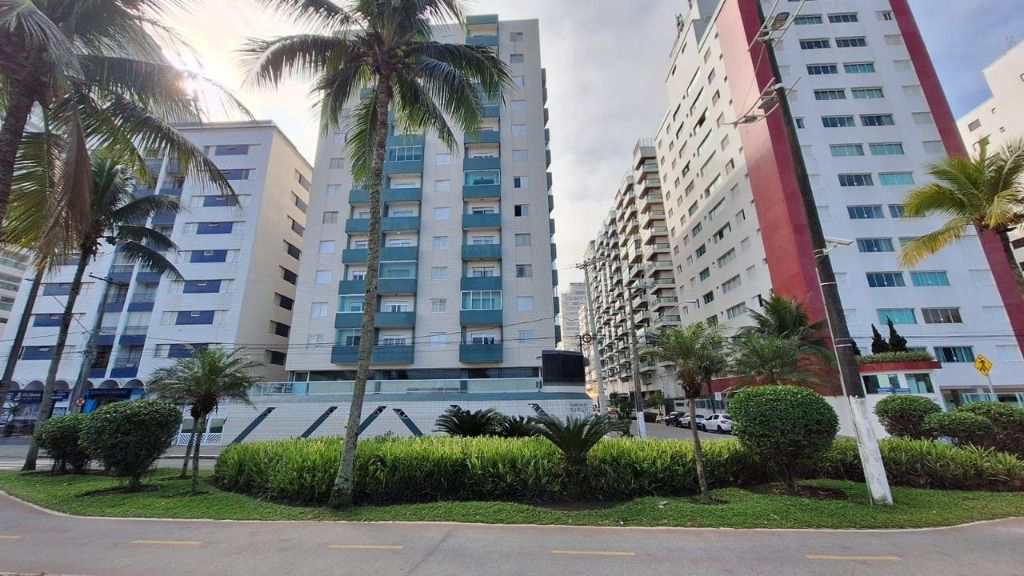 Kitnet em Praia Grande, no bairro Canto do Forte
