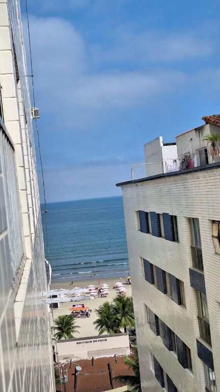 Kitnet em Praia Grande, no bairro Canto do Forte