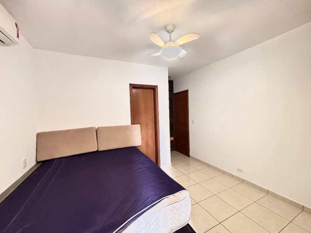 Apartamento em Praia Grande, no bairro Canto do Forte