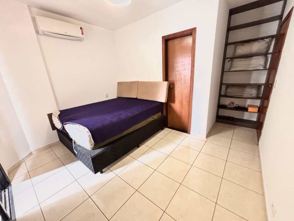 Apartamento em Praia Grande, no bairro Canto do Forte