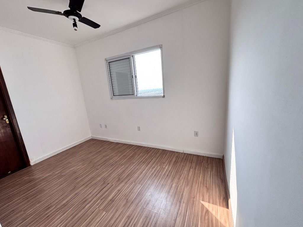 Apartamento em Praia Grande, no bairro Guilhermina