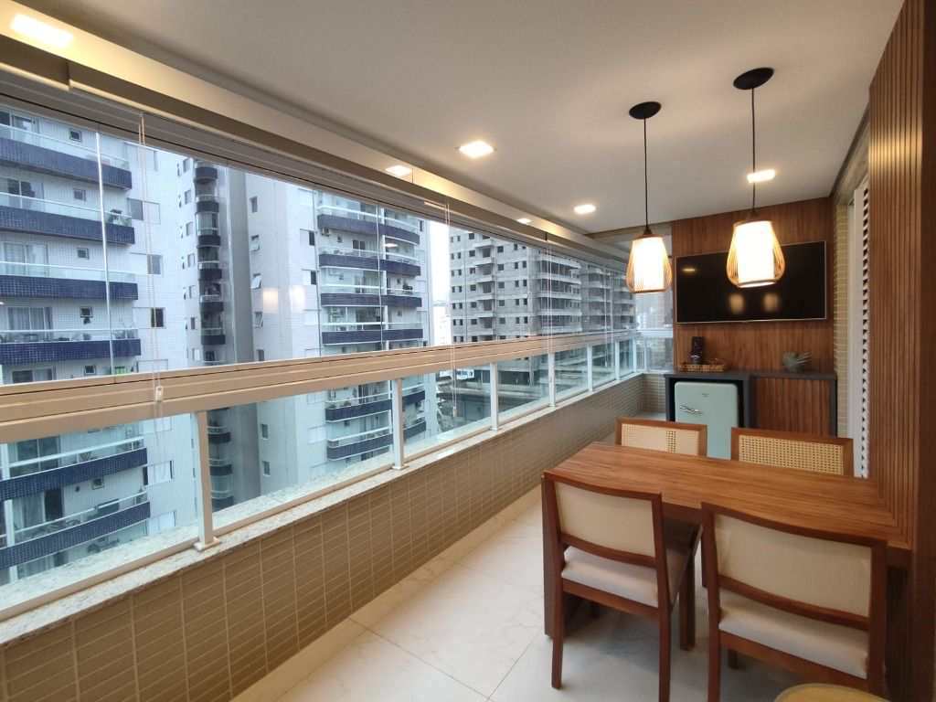 Apartamento em Praia Grande, no bairro Canto do Forte