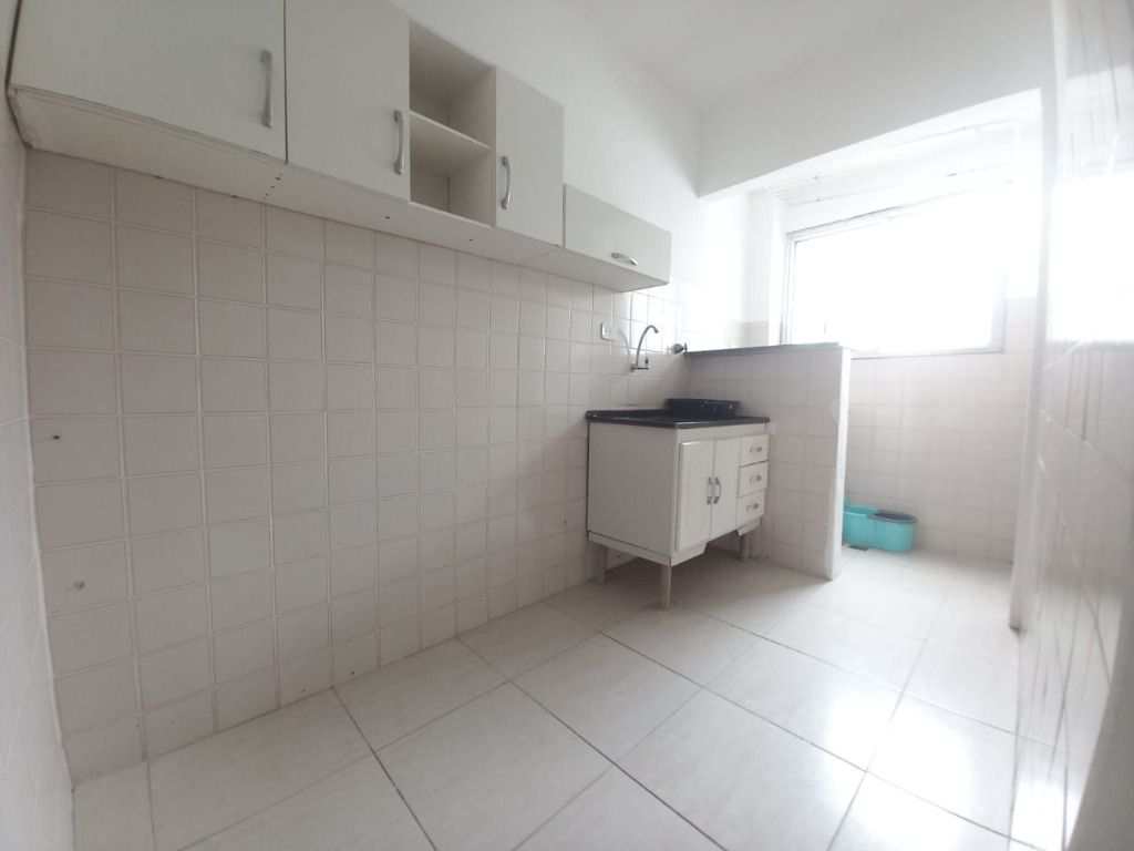 Kitnet em Praia Grande, no bairro Aviação