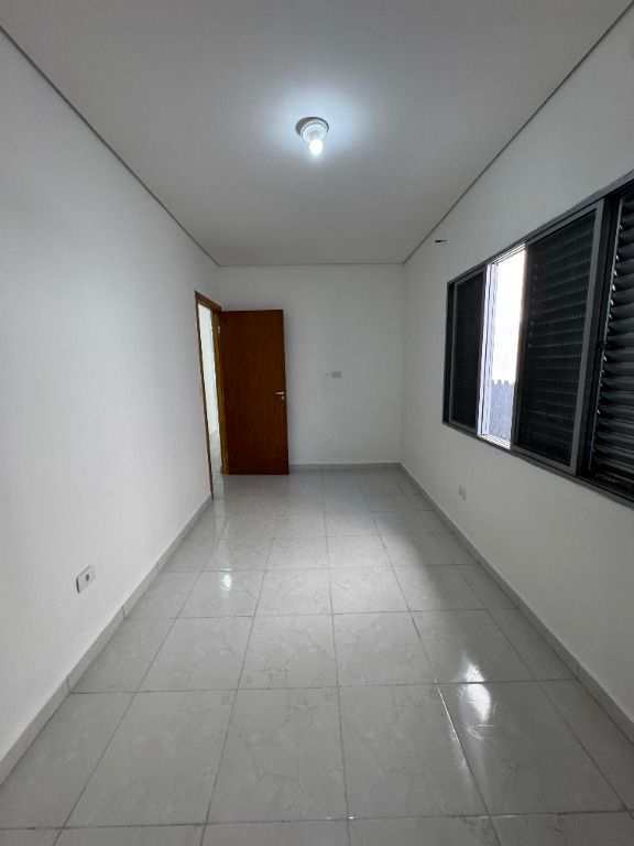 Casa em Praia Grande, no bairro Boqueirão