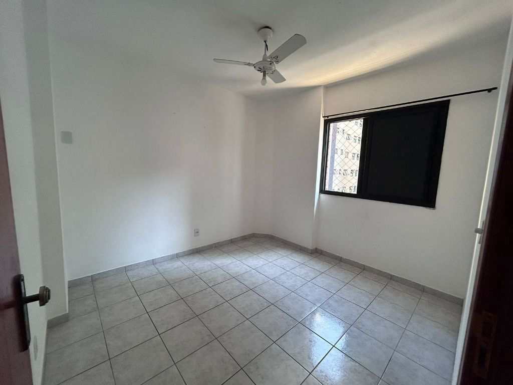 Apartamento em Praia Grande, no bairro Canto do Forte