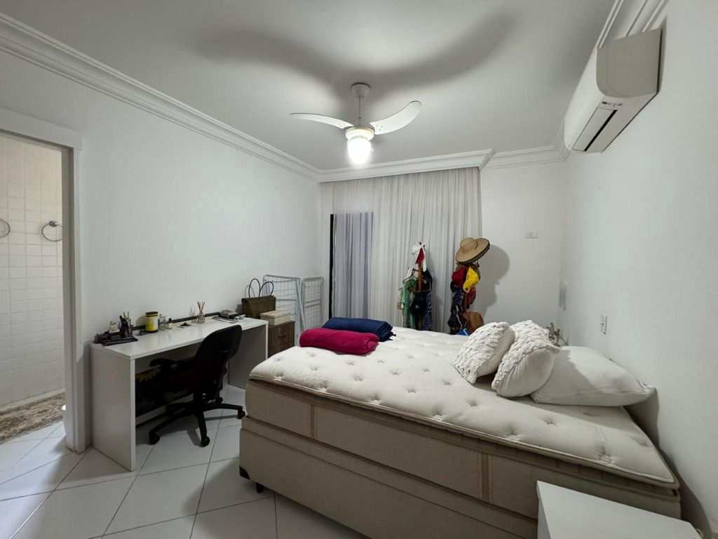 Apartamento em Praia Grande, no bairro Canto do Forte