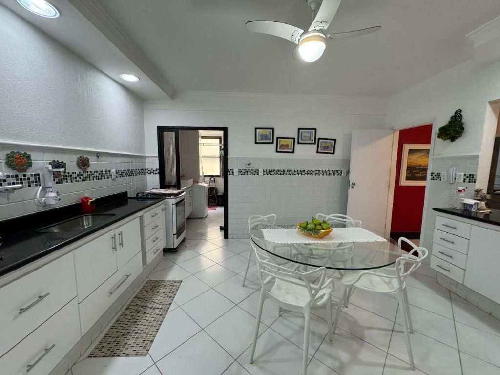 Apartamento em Praia Grande, no bairro Canto do Forte