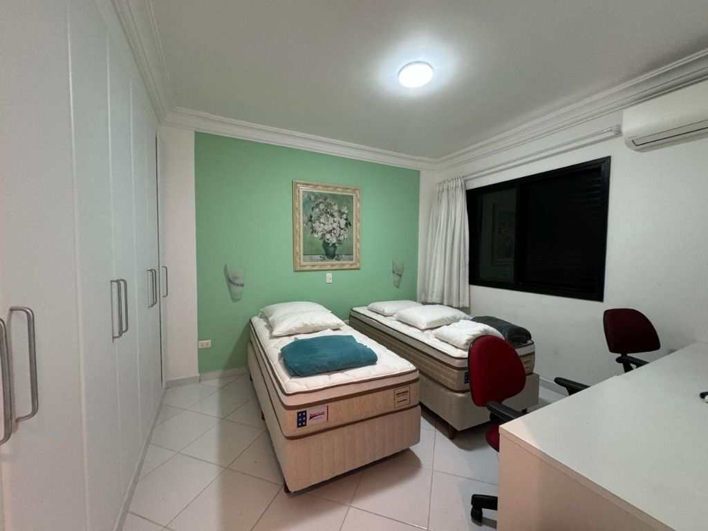 Apartamento em Praia Grande, no bairro Canto do Forte