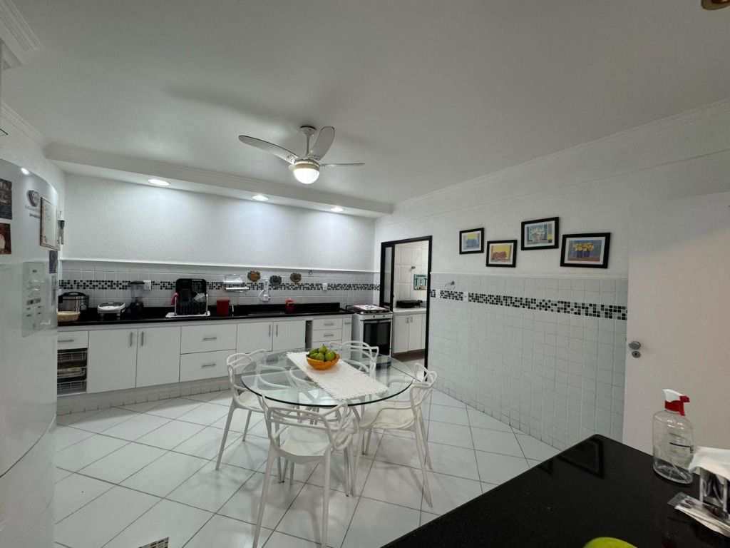 Apartamento em Praia Grande, no bairro Canto do Forte