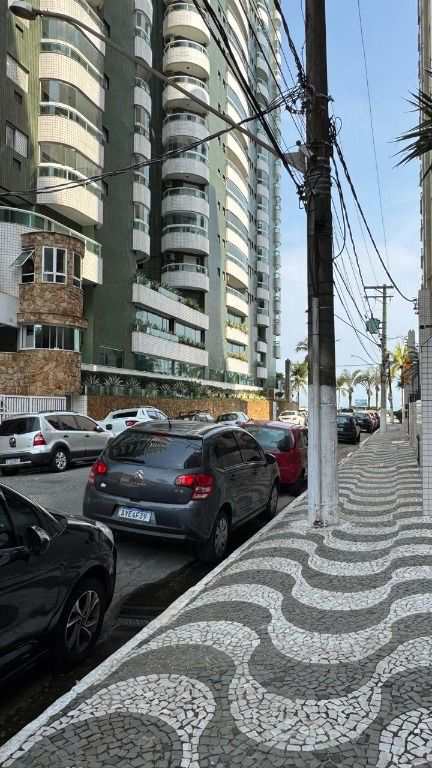 Apartamento em Praia Grande, no bairro Canto do Forte