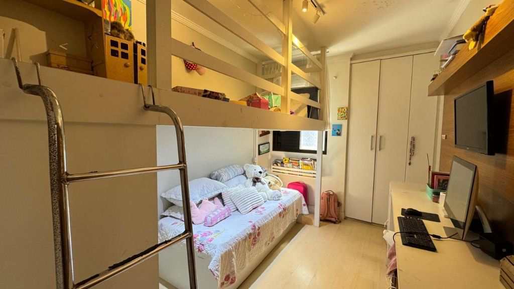 Apartamento em Praia Grande, no bairro Canto do Forte