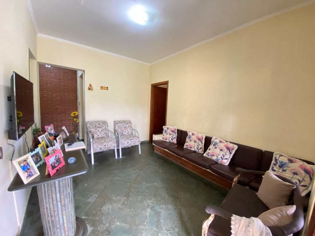 Sobrado em Praia Grande, no bairro Mirim