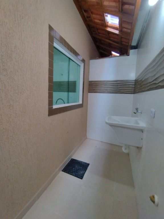 Sobrado em Praia Grande, no bairro Guilhermina