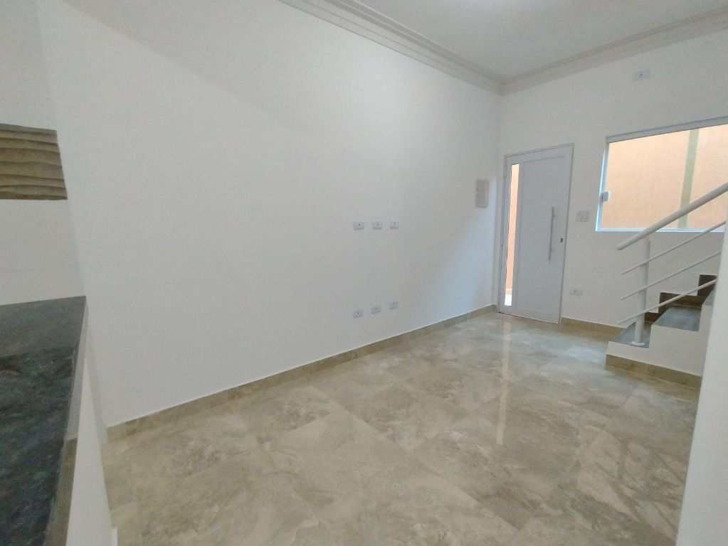 Sobrado em Praia Grande, no bairro Guilhermina