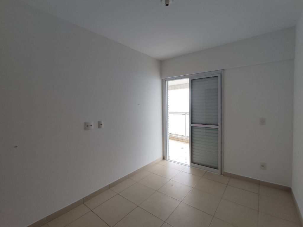 Apartamento em Praia Grande, no bairro Guilhermina