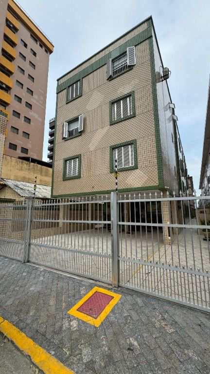 Kitnet em Praia Grande, no bairro Boqueirão