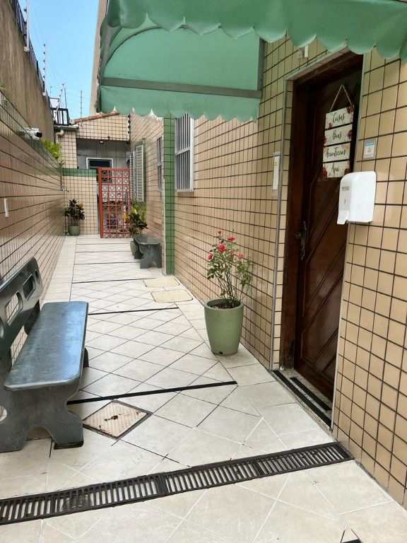 Kitnet em Praia Grande, no bairro Boqueirão