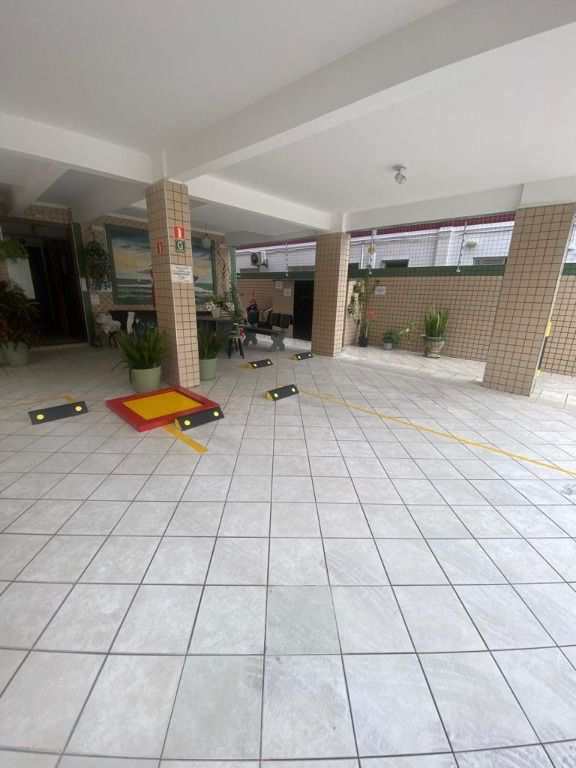 Kitnet em Praia Grande, no bairro Boqueirão