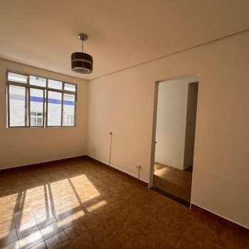 Apartamento em Praia Grande, bairro Boqueirão