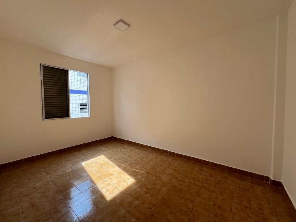 Apartamento em Praia Grande, no bairro Boqueirão