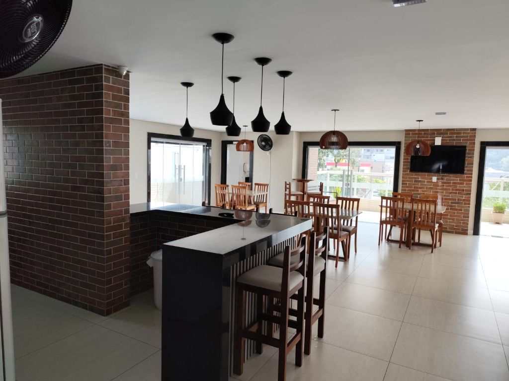 Apartamento em Praia Grande, no bairro Canto do Forte