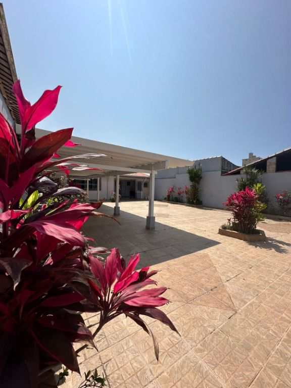 Casa em Praia Grande, no bairro Maracanã
