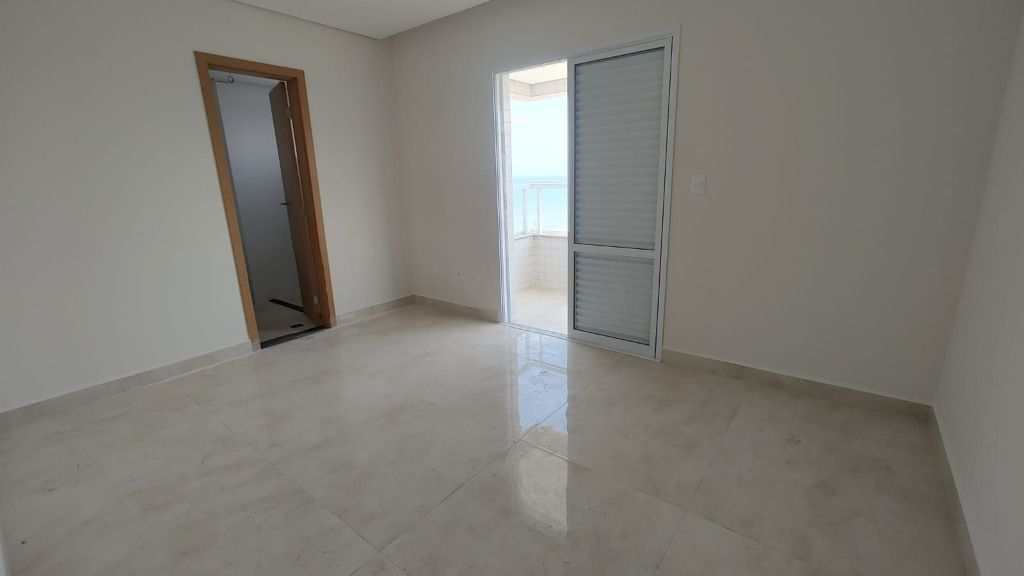 Apartamento em Praia Grande, no bairro Caiçara