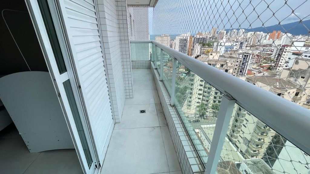 Apartamento em Praia Grande, no bairro Ocian