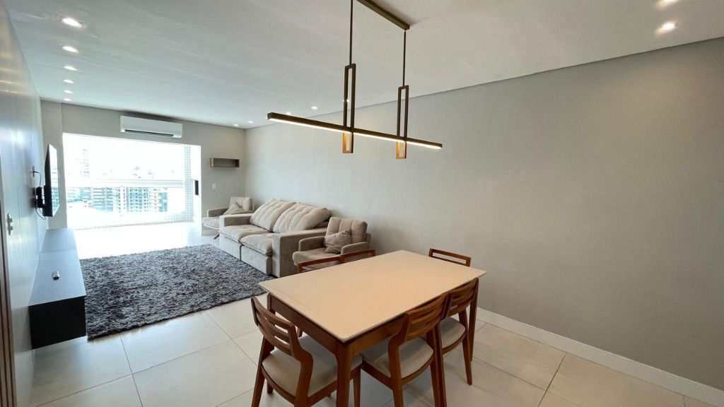 Apartamento em Praia Grande, no bairro Ocian