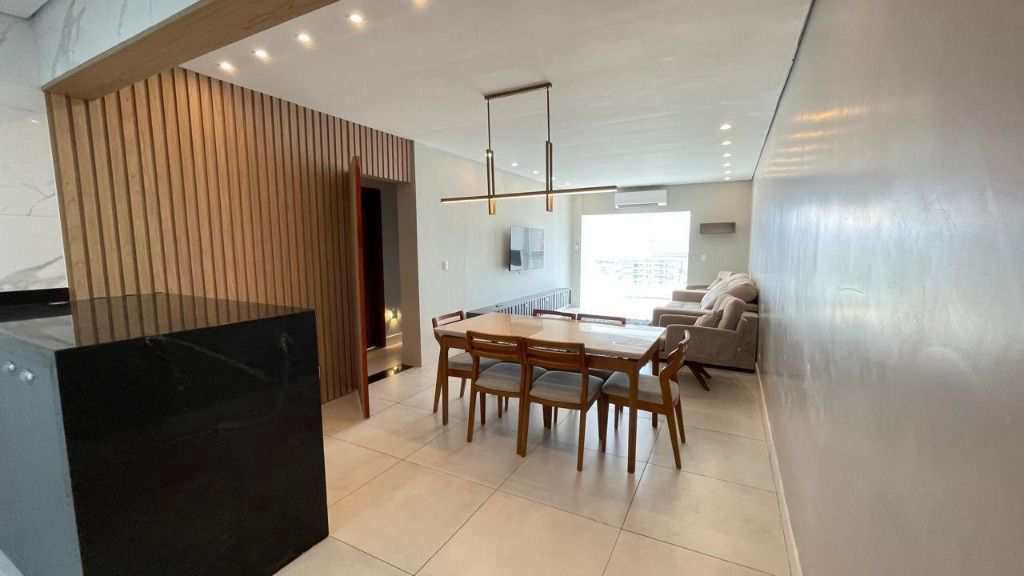 Apartamento em Praia Grande, no bairro Ocian
