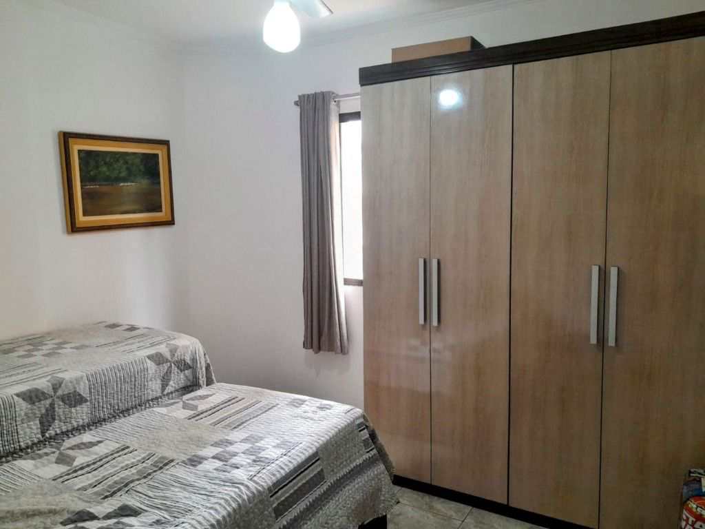 Apartamento em Praia Grande, no bairro Tupi