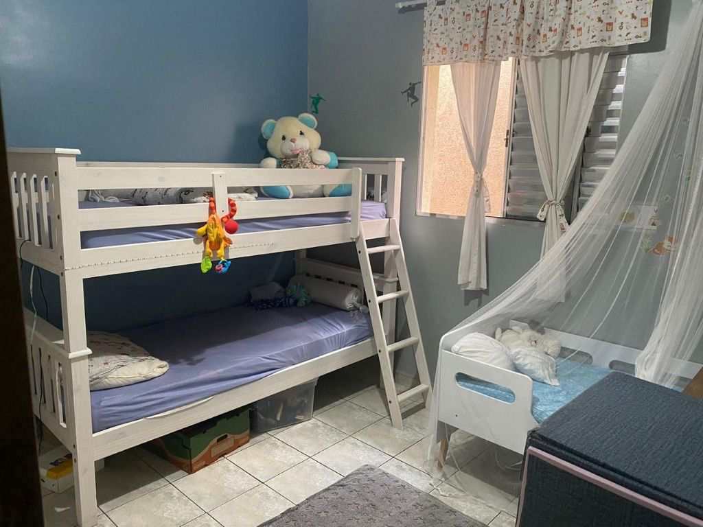 Casa em Praia Grande, no bairro Guilhermina
