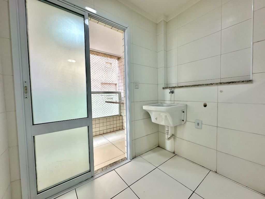 Apartamento em Praia Grande, no bairro Vila Guilhermina