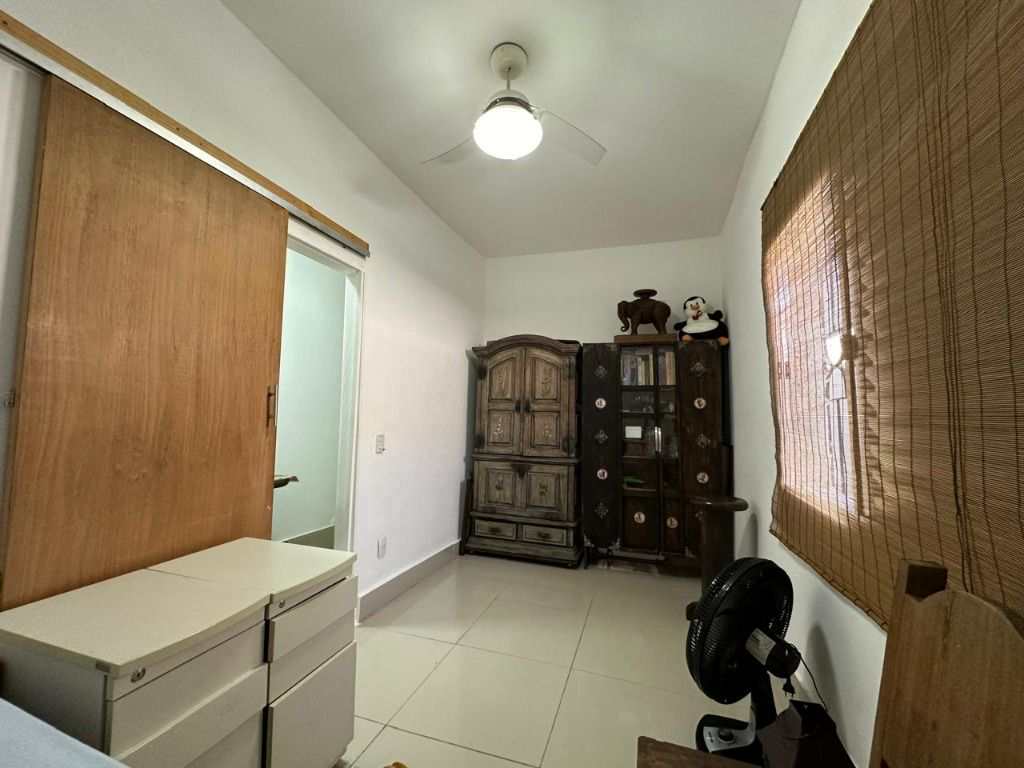 Casa em Praia Grande, no bairro Guilhermina
