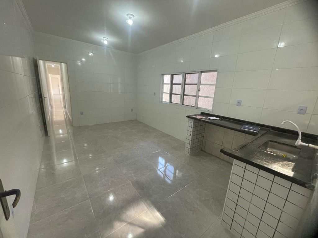 Casa em Praia Grande, no bairro Guilhermina