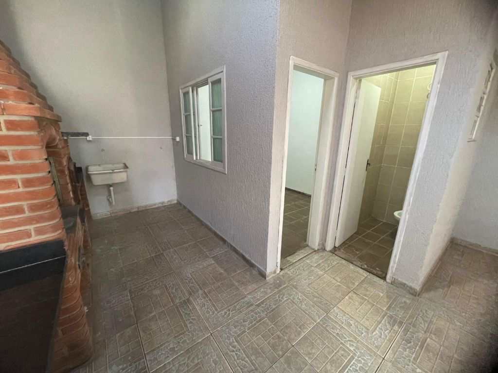 Casa em Praia Grande, no bairro Guilhermina