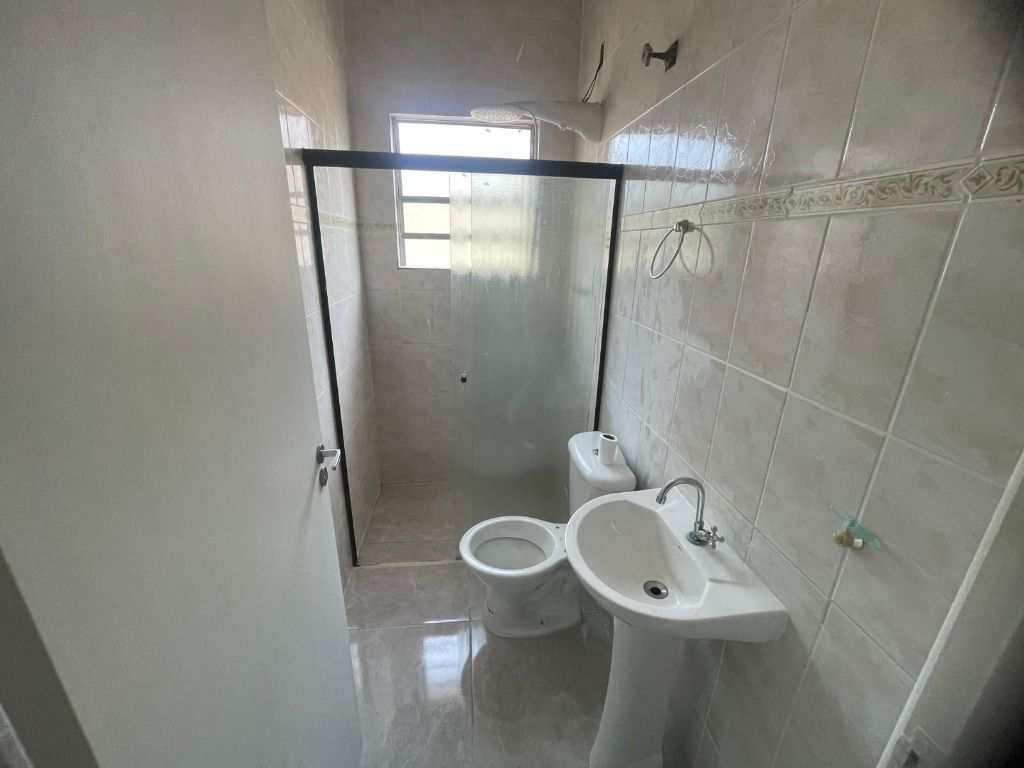 Casa em Praia Grande, no bairro Guilhermina