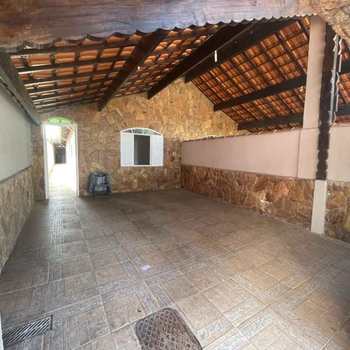 Casa em Praia Grande, bairro Guilhermina