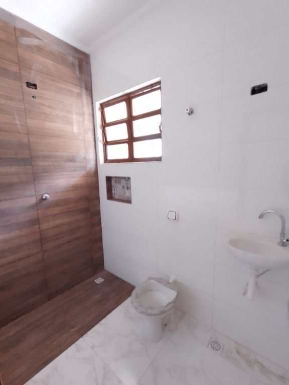Casa em Praia Grande, no bairro Maracanã