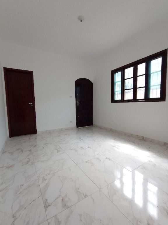 Casa em Praia Grande, no bairro Maracanã