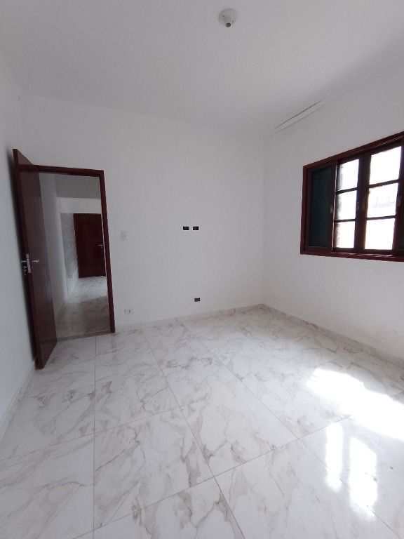 Casa em Praia Grande, no bairro Maracanã